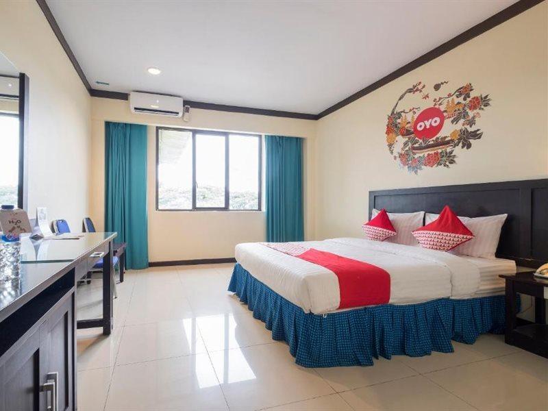 โอโย 1633 โฮเต็ล ดาร์มา นํซานตารา Hotel Manda ภายนอก รูปภาพ